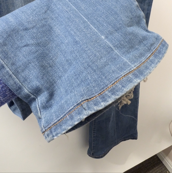 Banana Republic flare jeans - Picture 3 of 10